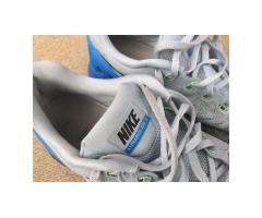 Nike Men's Running Shoes -- Low Price!