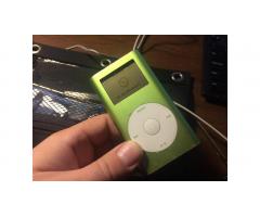 iPod Mini 2nd Generation -- Bad Click Wheel, Upgradeable to SD Card!