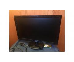 Computer Monitor 24" -- Light Use, Great Size, Low Price!