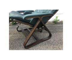 Nepsco Mid Century Bent Wood Zero Gravity Chair - Rare!