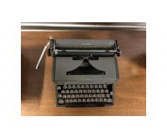 Royal Arrow Typewriter -- Very Collectible!