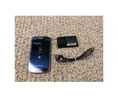 Samsung Galaxy S3 SGH-i747 -- Unlocked for GSM, Crack in Screen
