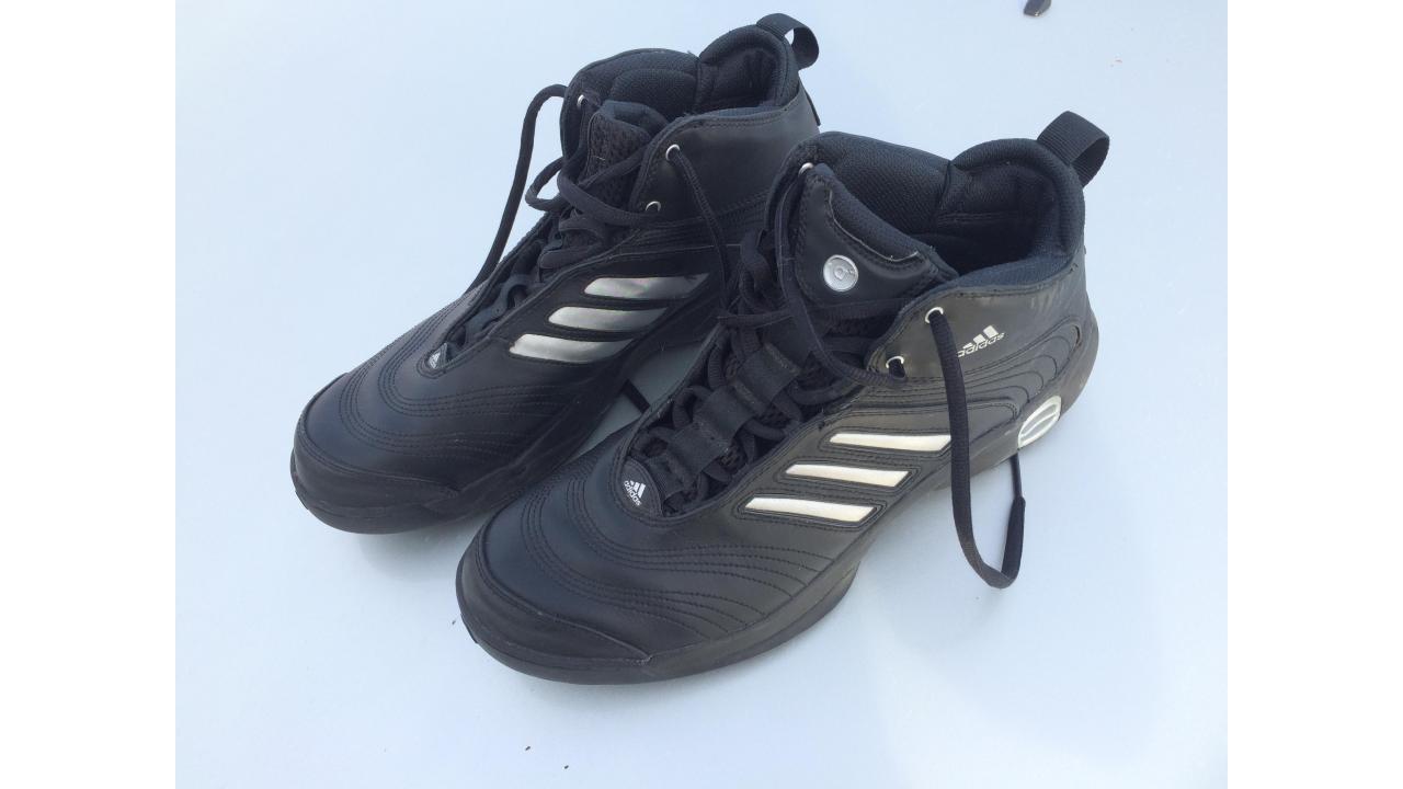 Adidas Basketball Shoes -- Men's Size 12, VGC! Saint Paul - allposts.com